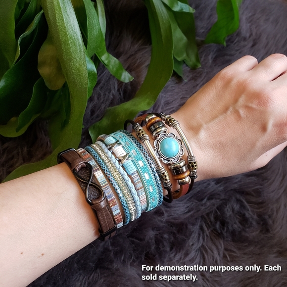 NWT Layered Leather Bracelet Stainless Steel Buckle Boho Beaded Turquoise - Picture 3 of 5